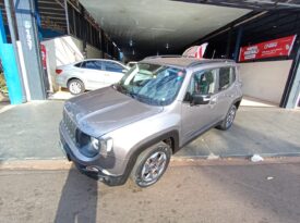 JEEP RENEGADE 2021/2021 1.8 16V FLEX LONGITUDE 4P AUTOMÁTICO