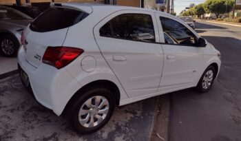 CHEVROLET ONIX 2016/2017 1.0 MPFI LT completo