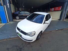 VOLKSWAGEN POLO SEDAN 2014/2014 1.6 MI COMFORTLINE