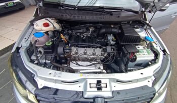 VOLKSWAGEN VOYAGE 2017/2017 1.6 MSI TOTALFLEX TRENDLINE completo