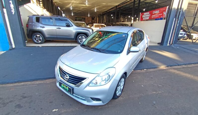 NISSAN VERSA 2013/2014 1.6 16V FLEX SL completo