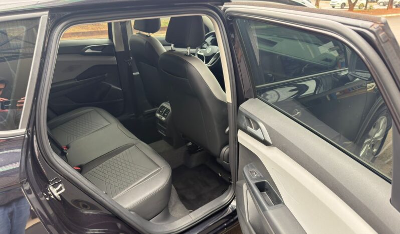 VOLKSWAGEN TAOS 2023/2023 1.4 250 TSI TOTAL FLEX COMFORTLINE completo
