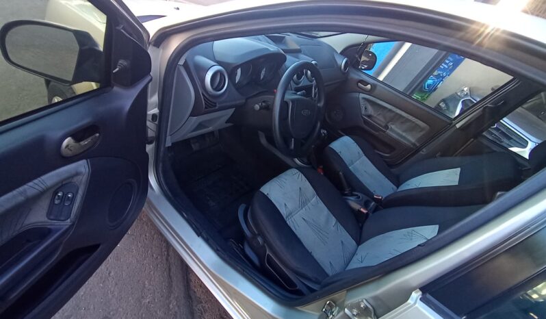 FORD FIESTA 2008/2008 1.6 MPI TREND HATCH completo